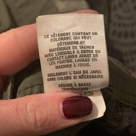 Union Bay Mens Cargo Shorts, Size 40 W, Great Condition - Picture 11 of 12